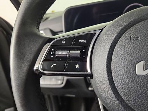 Certified 2025 Kia Seltos EX image 24