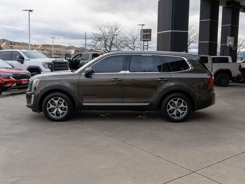 Used 2020 Kia Telluride EX w/ Towing Package image 4