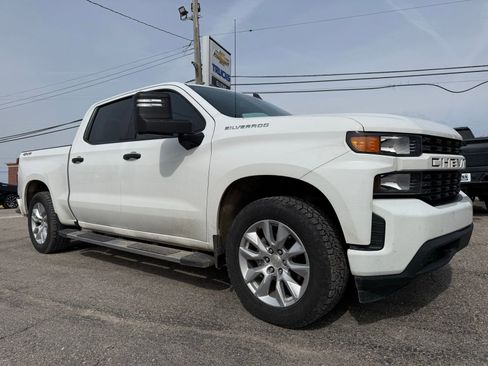 Used 2020 Chevrolet Silverado 1500 Custom w/ Custom Max Trailering Package image 9