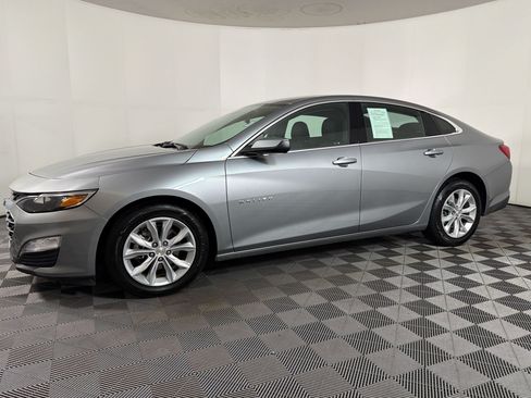 Used 2025 Chevrolet Malibu LT FWD image 24