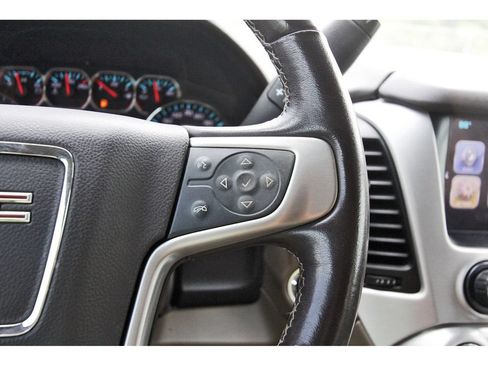 Used 2019 GMC Yukon XL SLT w/ Open Road Package RWD image 20