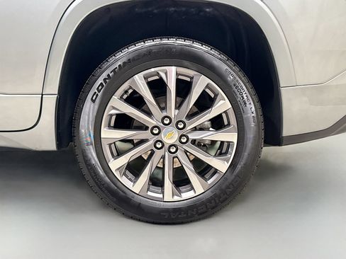Certified 2023 Chevrolet Traverse Premier AWD/4WD image 37