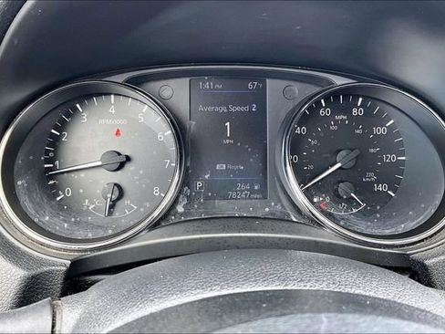 Used 2020 Nissan Rogue SV image 12