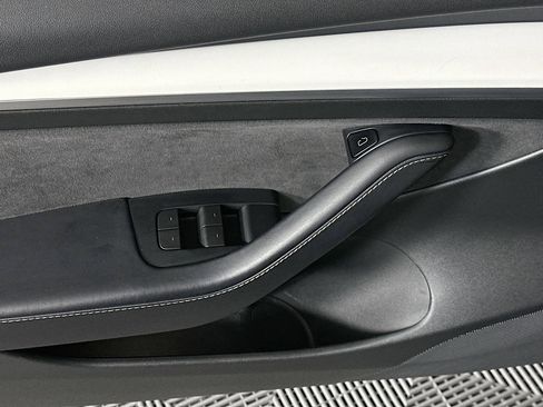 Used 2022 Tesla Model 3 Long Range image 15