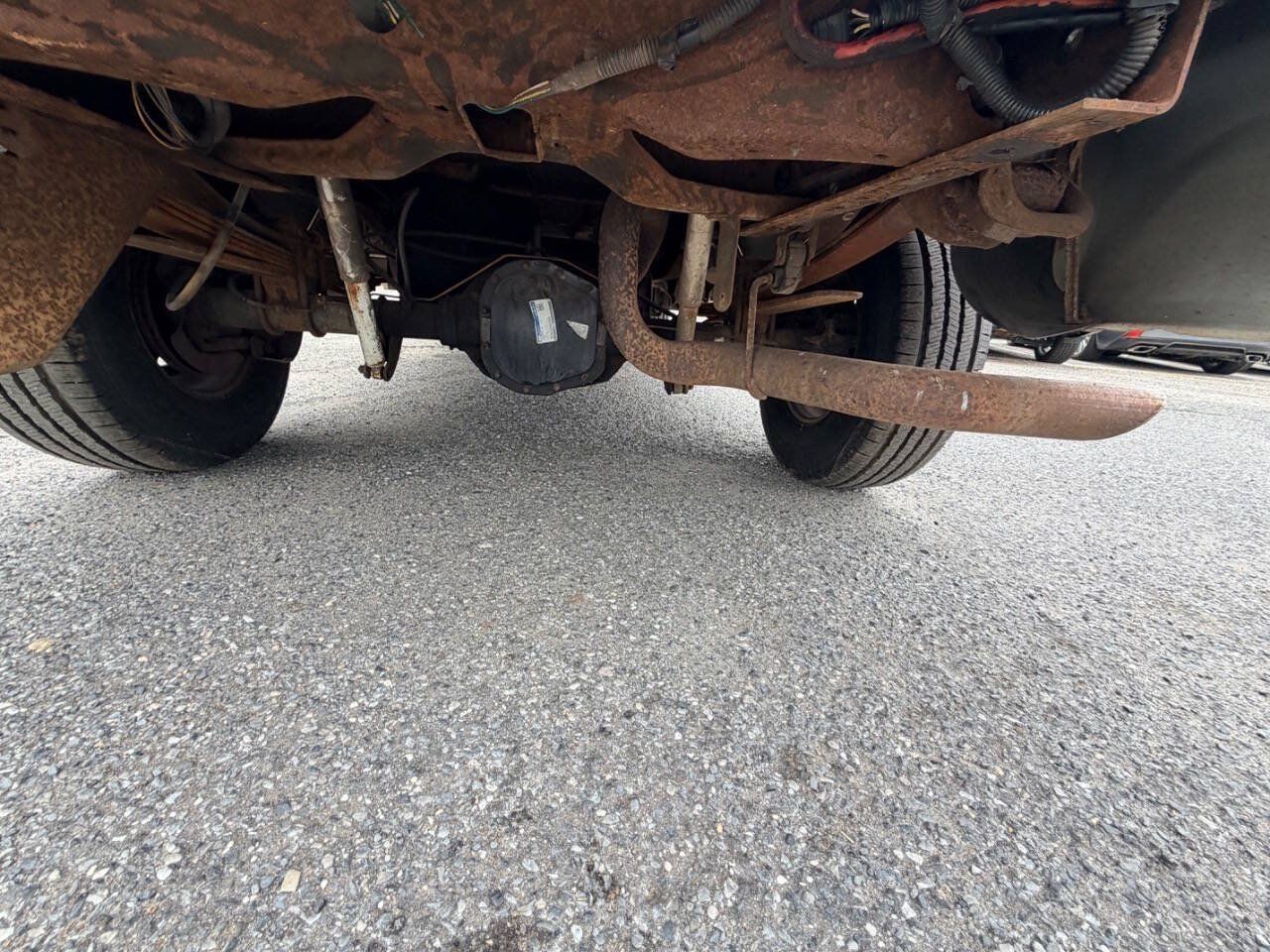 Used 1999 Ford F250 XL RWD image 45