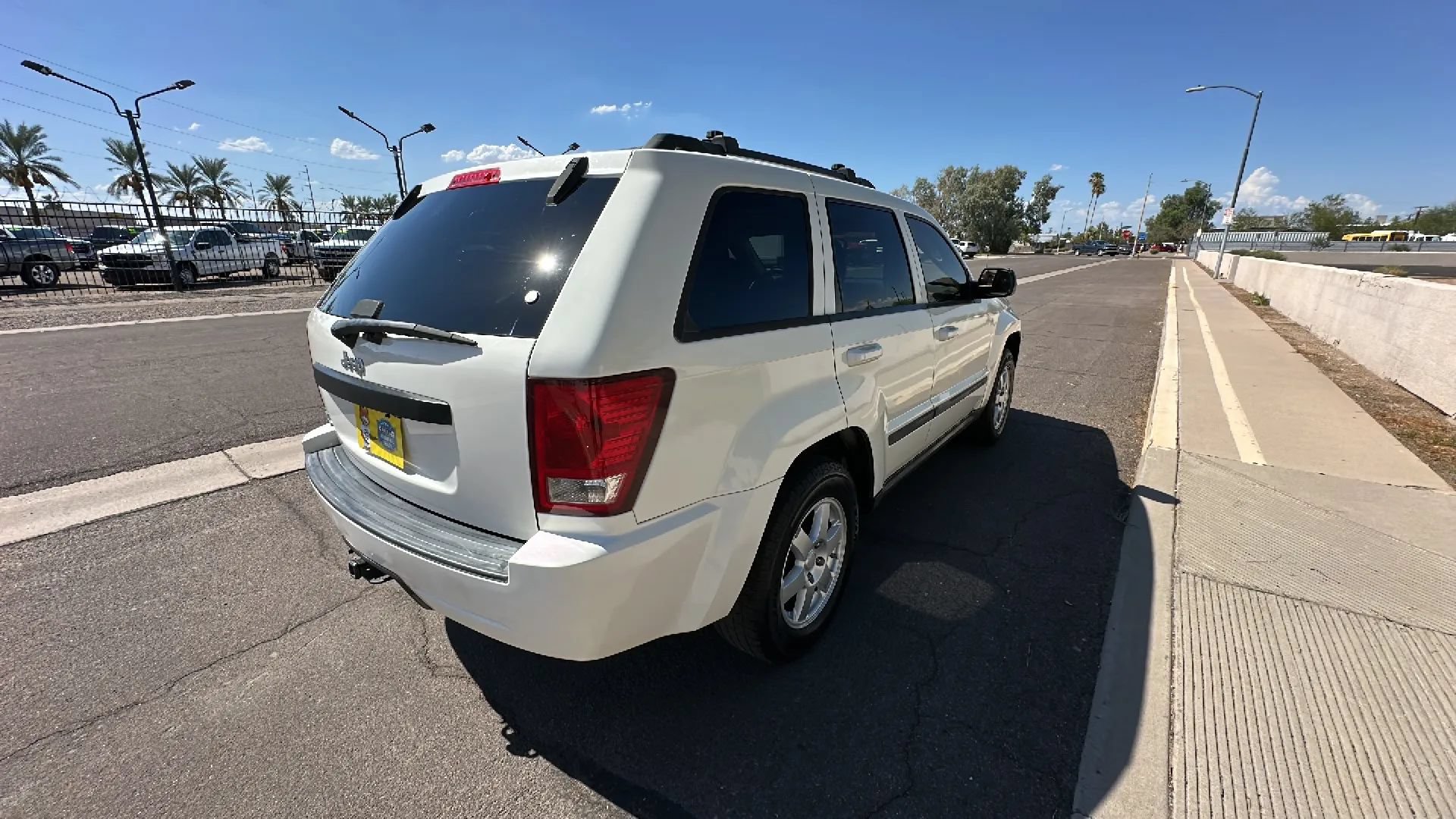 Used 2009 Jeep Grand Cherokee Laredo w/ Trailer Tow Group AWD/4WD image 5