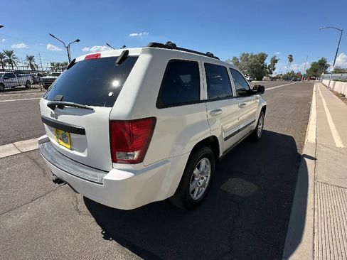 Used 2009 Jeep Grand Cherokee Laredo w/ Trailer Tow Group AWD/4WD image 5
