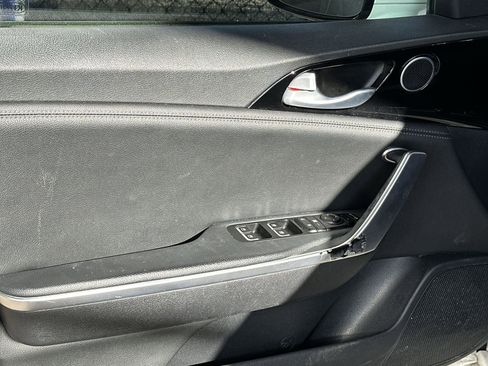 Used 2019 Kia Stinger image 29