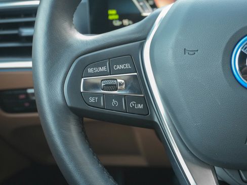 Certified 2023 BMW i4 eDrive40 w/ Premium Package image 19