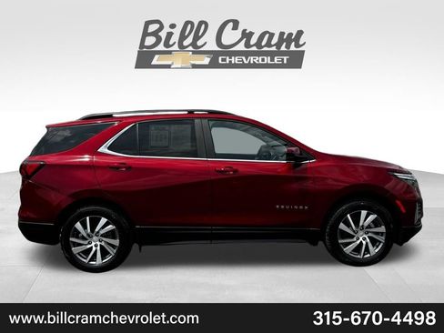 Used 2023 Chevrolet Equinox LT AWD/4WD image 32