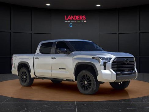 Used 2024 Toyota Tundra Limited image 5