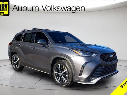 Used 2022 Toyota Highlander XSE