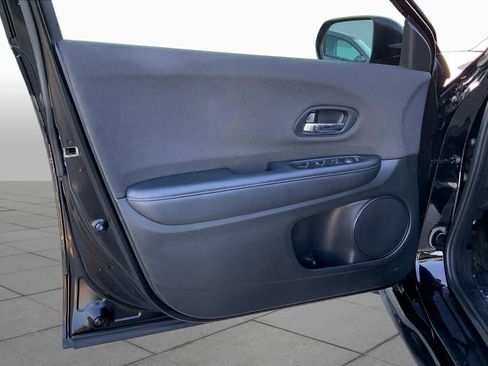 Used 2019 Honda HR-V Sport image 20