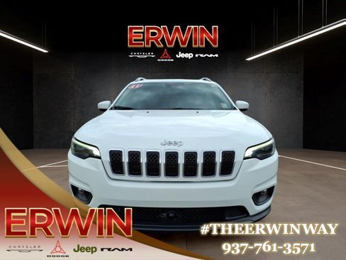 Used 2021 Jeep Cherokee Latitude Lux w/ Comfort/Convenience Group AWD/4WD image 2