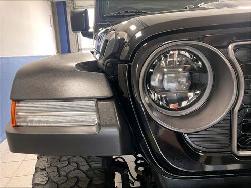 Used 2024 Jeep Wrangler Unlimited Rubicon 4xe w/ Technology Group AWD/4WD image 33