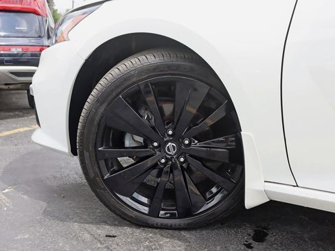 Used 2019 Nissan Altima 2.5 Platinum AWD/4WD image 15