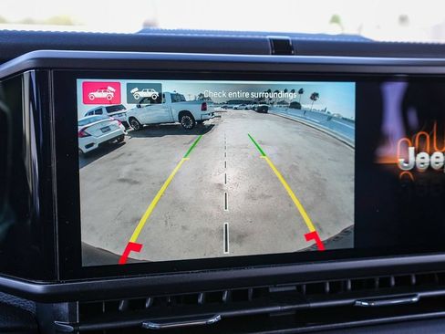 New 2026 Jeep Wrangler Unlimited Rubicon AWD/4WD image 26