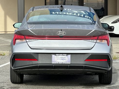 New 2026 Hyundai Elantra Blue image 5