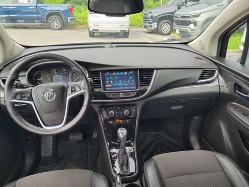 Used 2020 Buick Encore Preferred w/ Safety Package FWD image 7