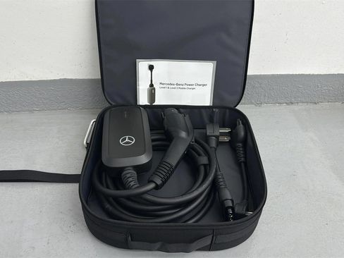 Used 2026 Mercedes-Benz E 53 AMG e 4MATIC Sedan image 11