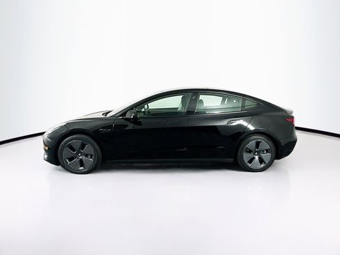 Used 2022 Tesla Model 3 image 4