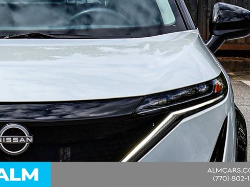 Used 2024 Nissan Ariya FWD image 14