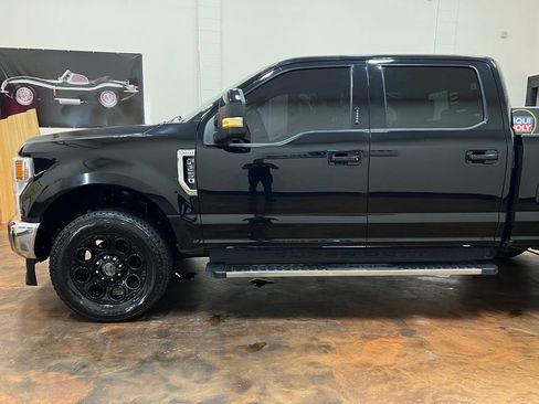 Used 2021 Ford F250 Lariat w/ Lariat Value Package image 6