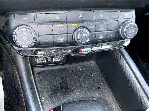 Used 2023 Dodge Durango GT image 24