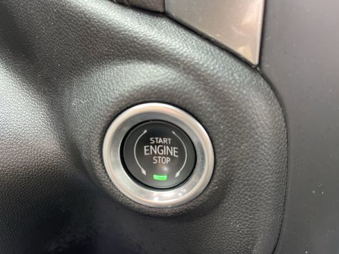 Used 2021 Chevrolet Silverado 1500 RST image 16