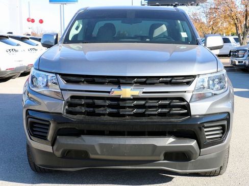 Used 2022 Chevrolet Colorado W/T w/ Custom Special Edition image 3