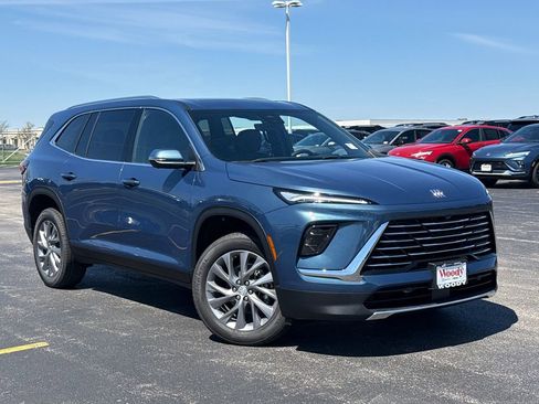 New 2026 Buick Enclave Preferred AWD/4WD image 2