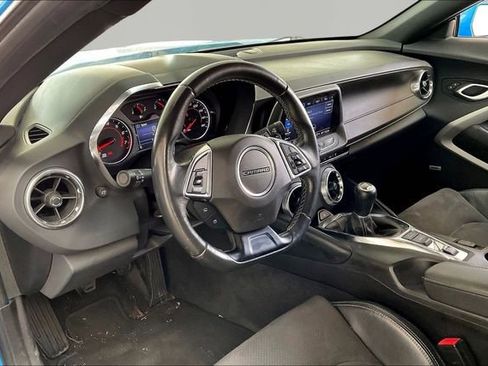 Used 2022 Chevrolet Camaro LT w/ RS Package image 12