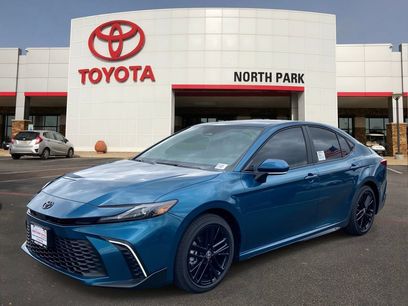 New 2026 Toyota Camry SE w/ Convenience Package