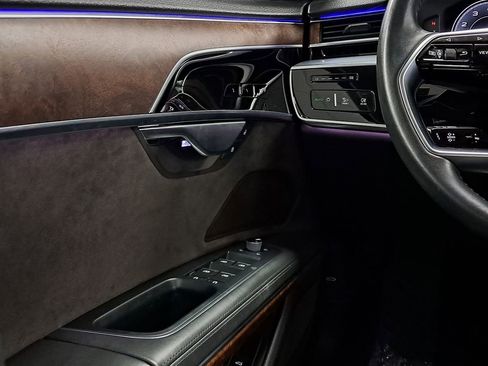 Used 2021 Audi A8 L 4.0T w/ Executive Plus Package image 17