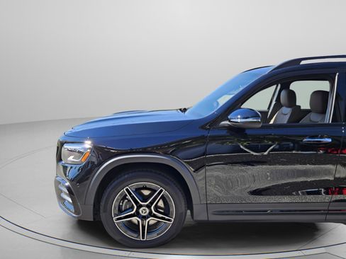 New 2026 Mercedes-Benz GLB 250 GLB 250 image 10