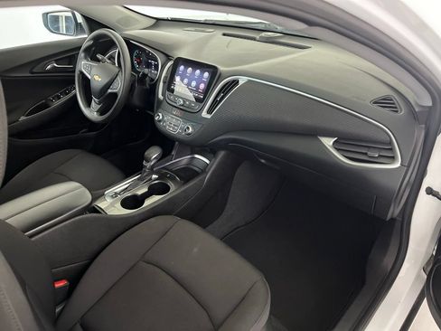 Used 2023 Chevrolet Malibu LT FWD image 22