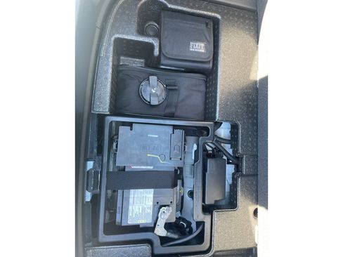 Used 2017 Chevrolet Volt Premier w/ Driver Confidence II Package image 42