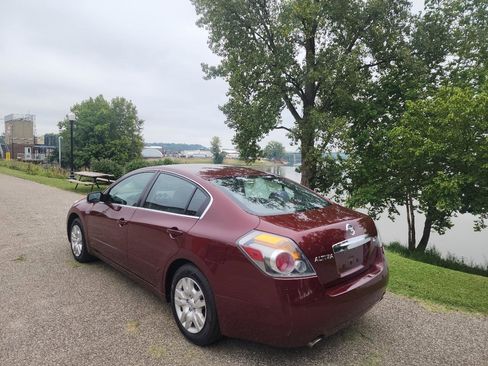 Used 2012 Nissan Altima 2.5 S FWD image 3