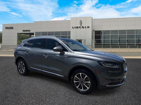Certified 2022 Lincoln Nautilus FWD w/ Premium Package image 1