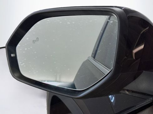 Used 2023 Volkswagen Atlas Cross Sport SE w/ Black Wheel Package AWD/4WD image 16