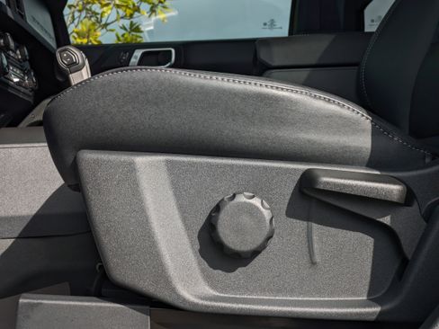 New 2025 Ford Bronco Badlands AWD/4WD image 50