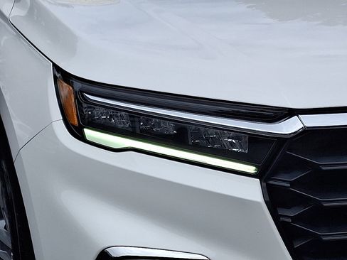 Certified 2023 Honda Pilot EX-L image 9