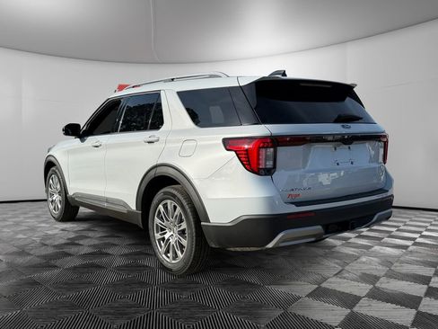 New 2026 Ford Explorer Platinum image 3
