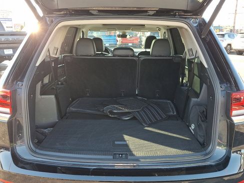 Used 2022 Volkswagen Atlas SEL image 18
