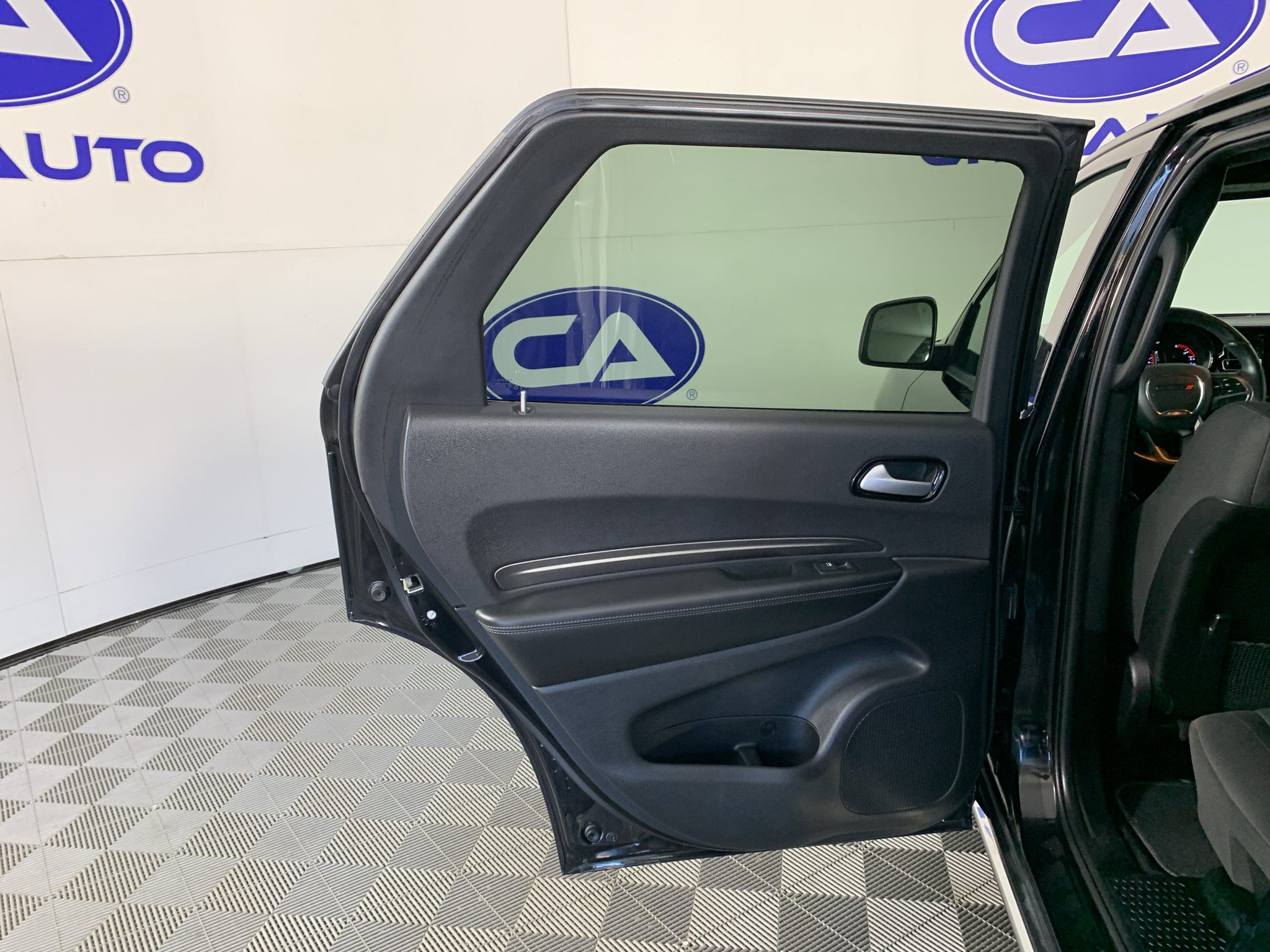 Used 2023 Dodge Durango SXT RWD image 27