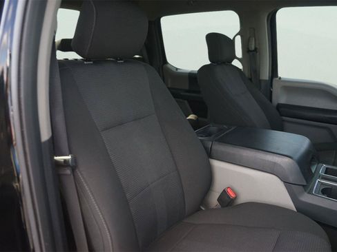 Used 2017 Ford F150 XL w/ Equipment Group 101A Mid RWD image 19