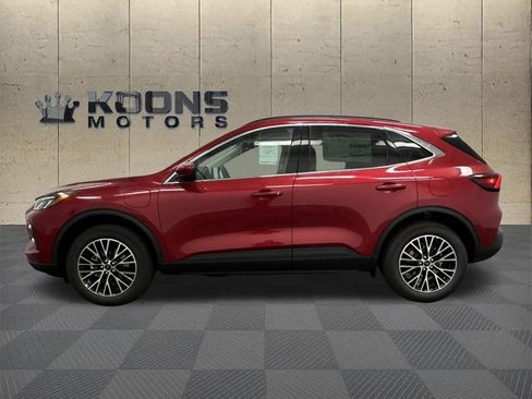 New 2025 Ford Escape SE w/ PHEV Premium Package image 4