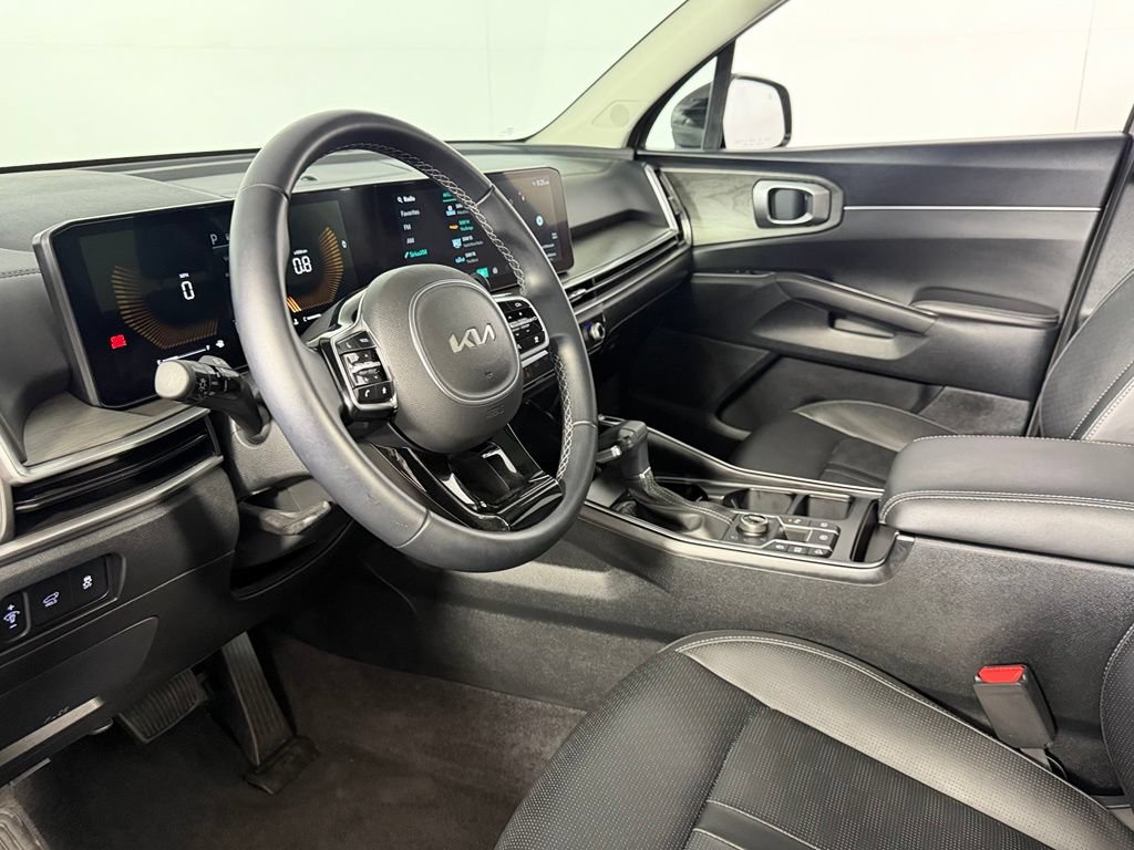 Used 2025 Kia Sorento X-Line EX AWD/4WD image 12