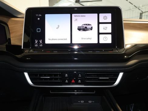 Used 2026 Volkswagen Atlas SE AWD/4WD image 15