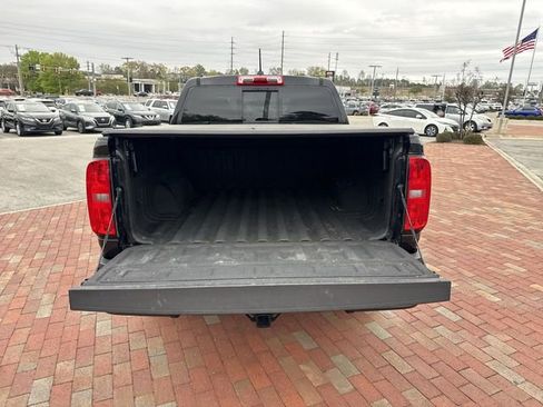 Used 2021 Chevrolet Colorado Z71 AWD/4WD image 29